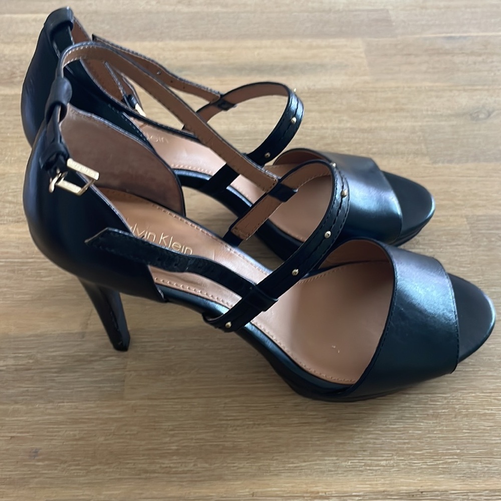 Black Pianna Sirana Calvin Kline Strap Heals